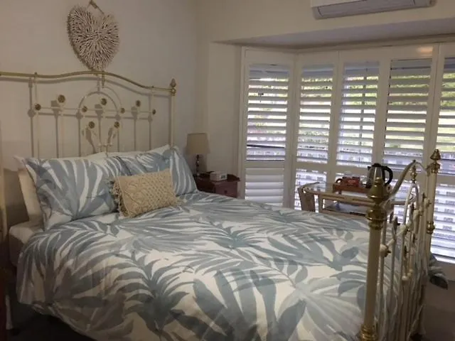 Avocado Grove Bnb Sunshine Coast Bed and breakfast